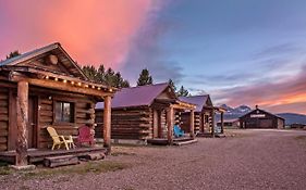 Triangle C Cabins